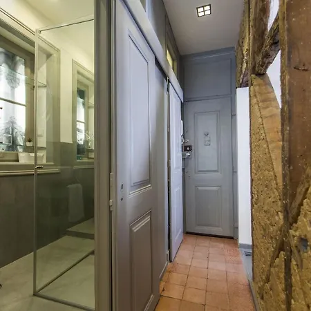 Historical Lisbon Apartments Room photo